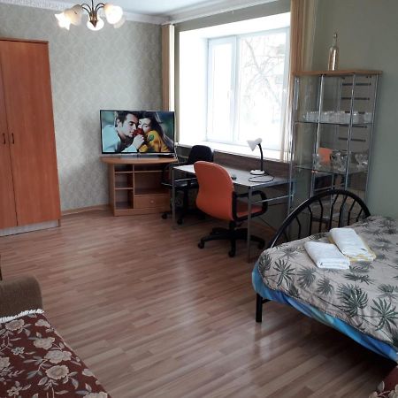 Vienibas 38A Appartement Daugavpils Buitenkant foto